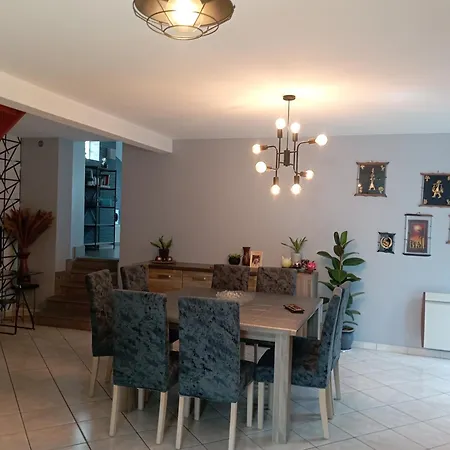 Apartment Au Pied Des Montagnes.